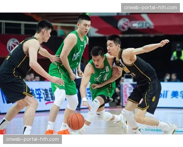 战术演变观察：更多球队使用“Delay Action”为后卫创造直杀篮下的通道